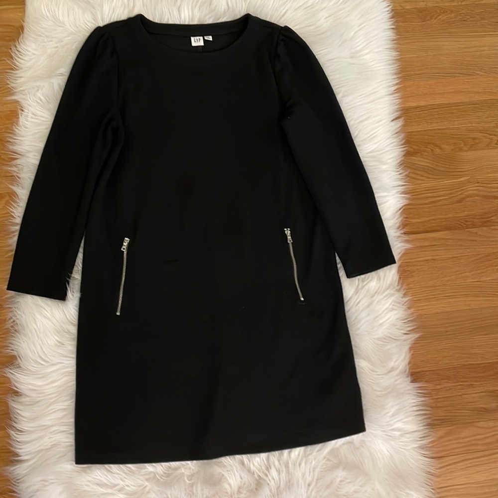 Gap knit size medium dress